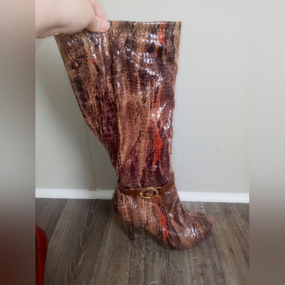 Y2K Baby phat size 9 knee high snake skin style